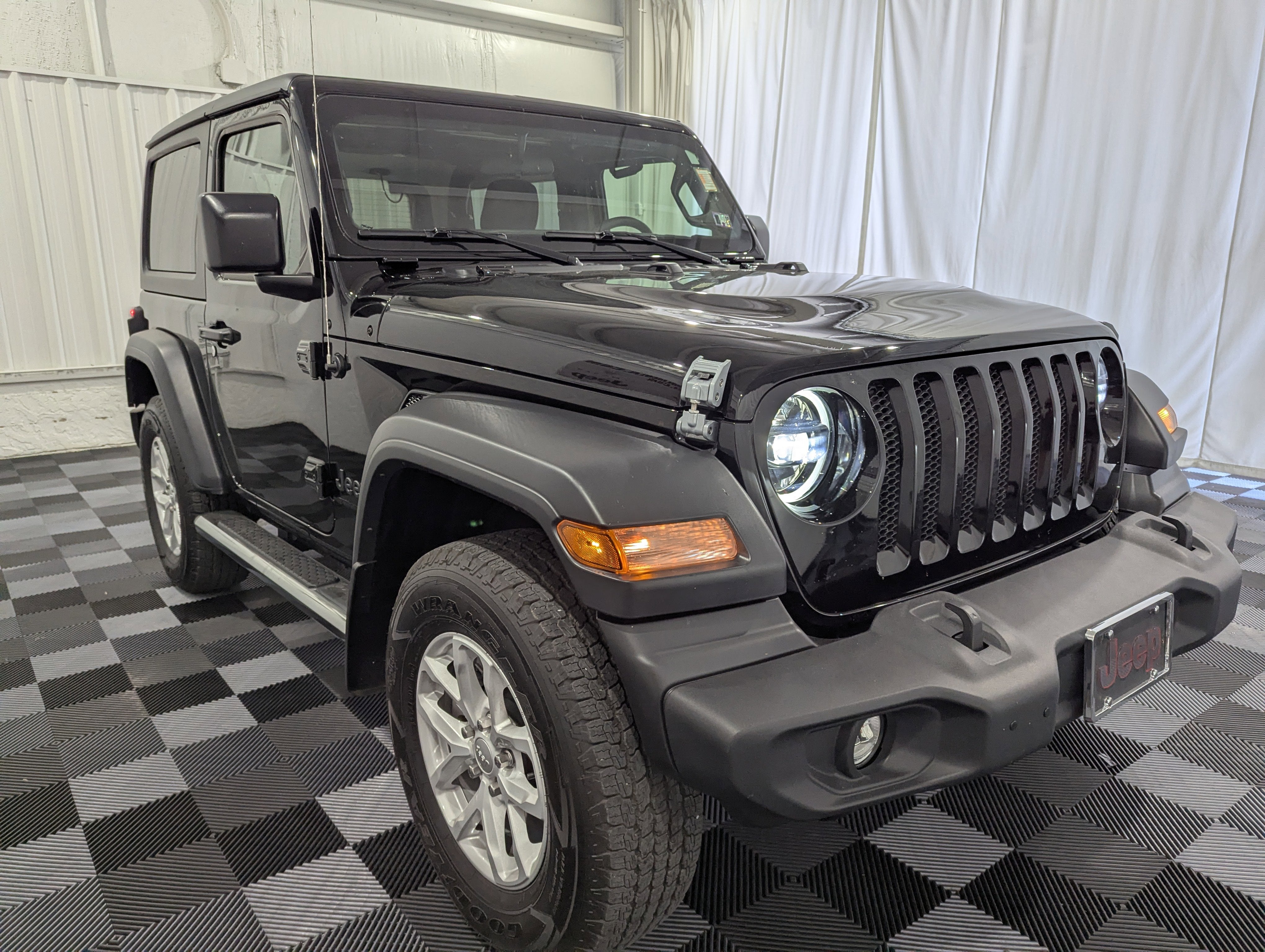 2023 Jeep Wrangler 2-Door Sport S 4x4
