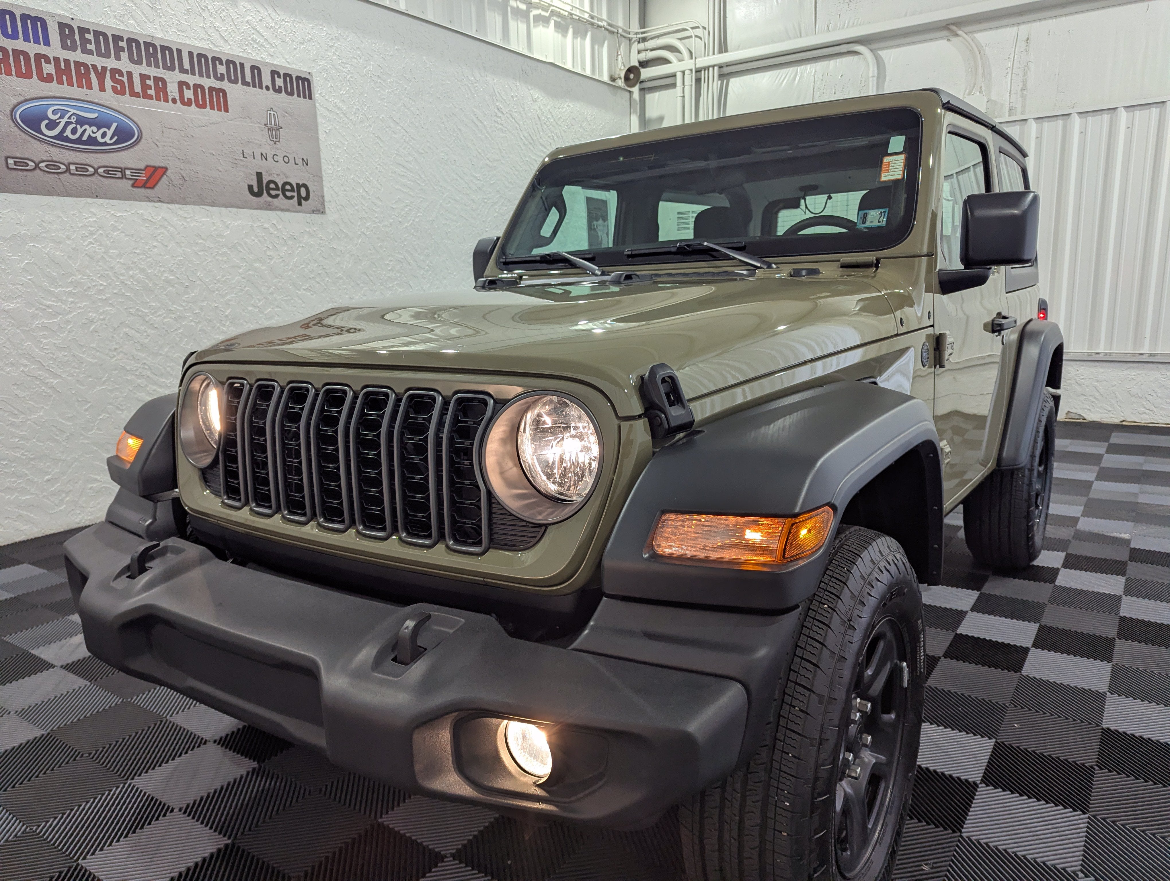 2025 Jeep Wrangler 2-Door Sport 4x4