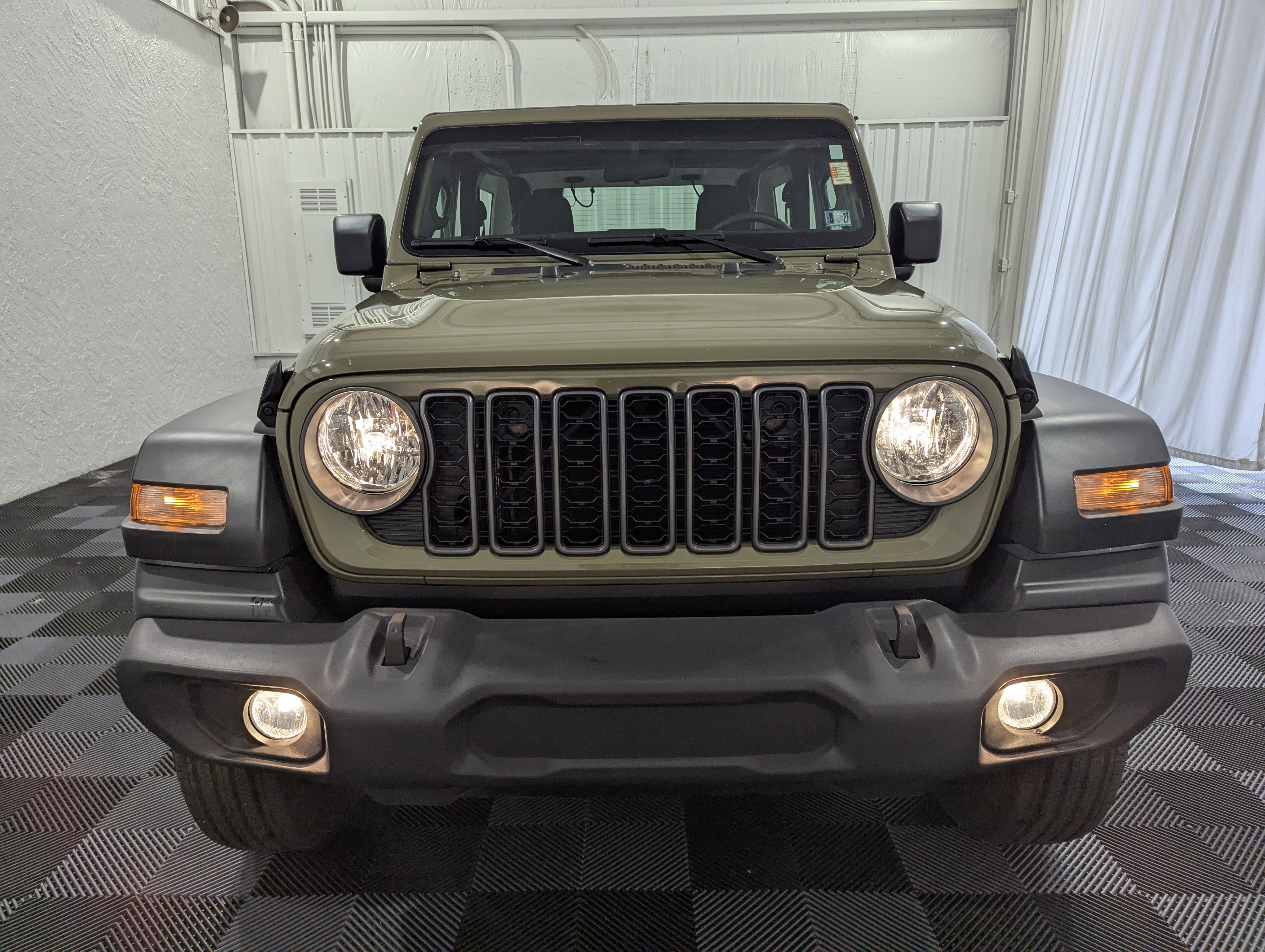 2025 Jeep Wrangler 2-Door Sport 4x4