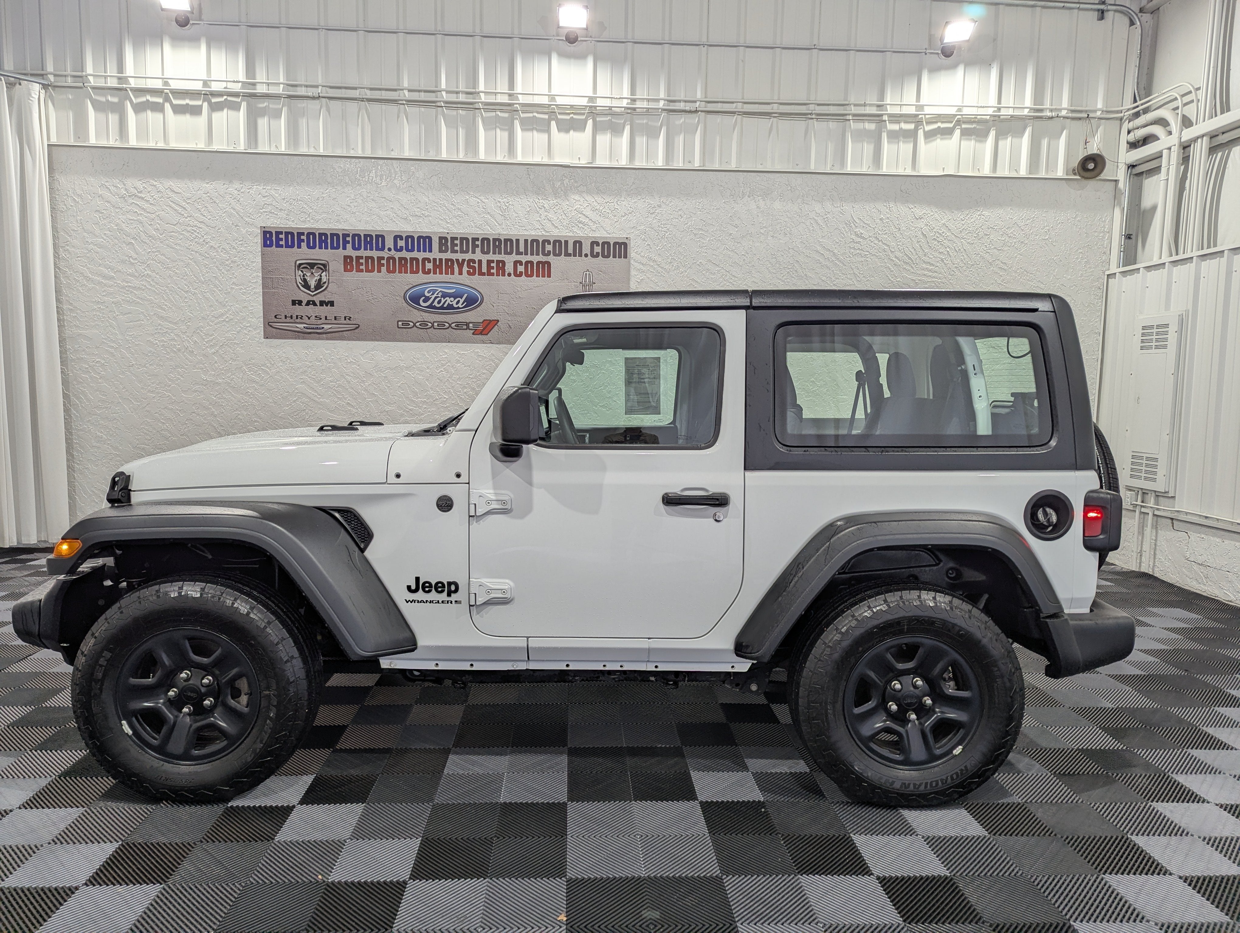 2025 Jeep Wrangler 2-Door Sport 4x4