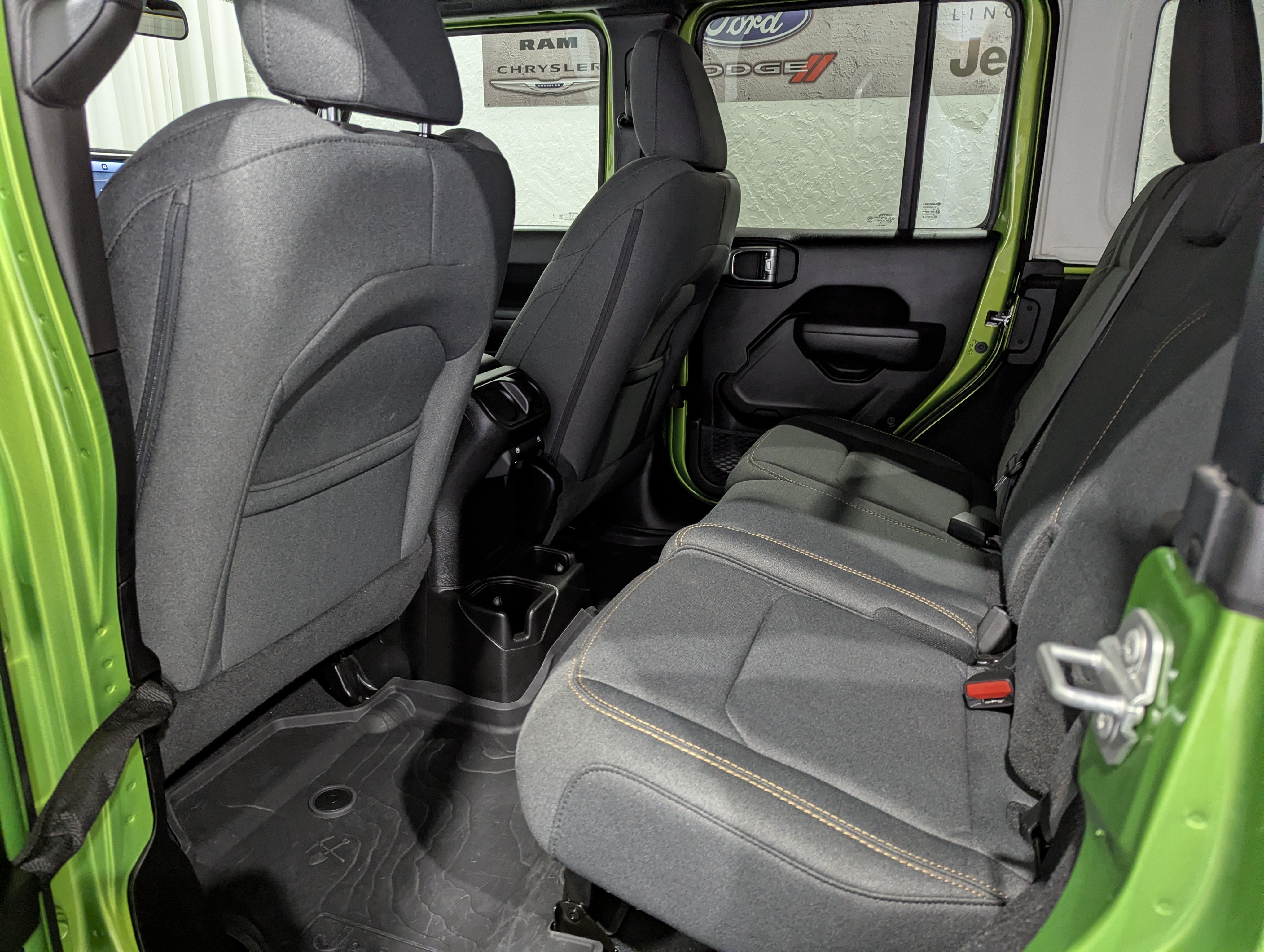 2025 Jeep Wrangler 4-Door Summit 4x4