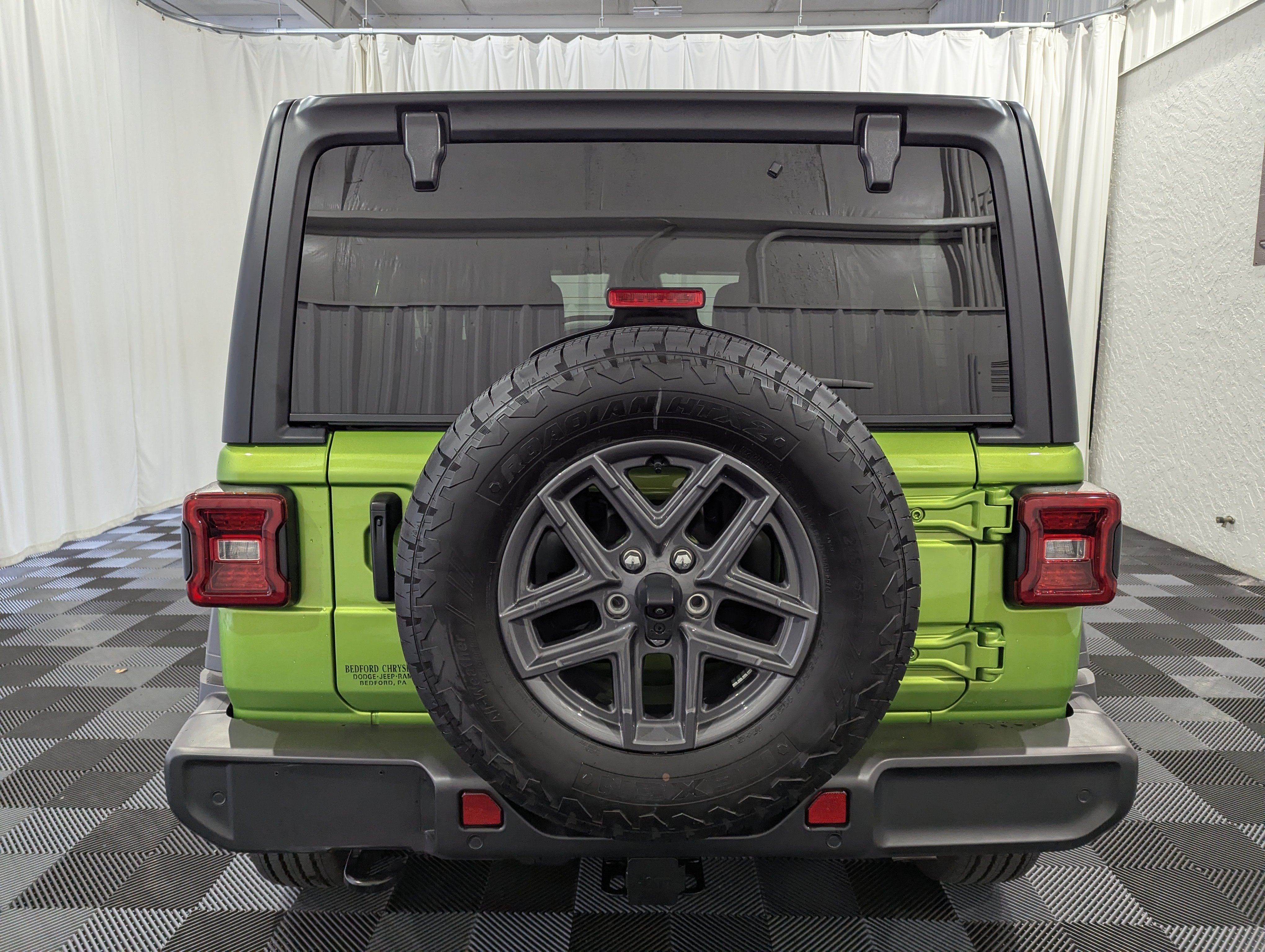 2025 Jeep Wrangler 4-Door Summit 4x4