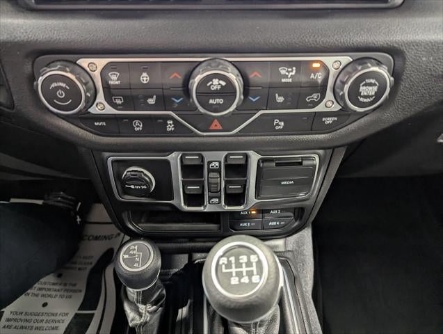 2025 Jeep Wrangler 4-Door Summit 4x4
