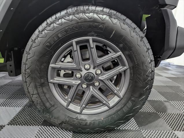 2025 Jeep Wrangler 4-Door Summit 4x4