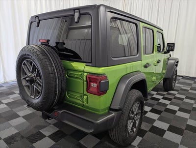 2025 Jeep Wrangler 4-Door Summit 4x4