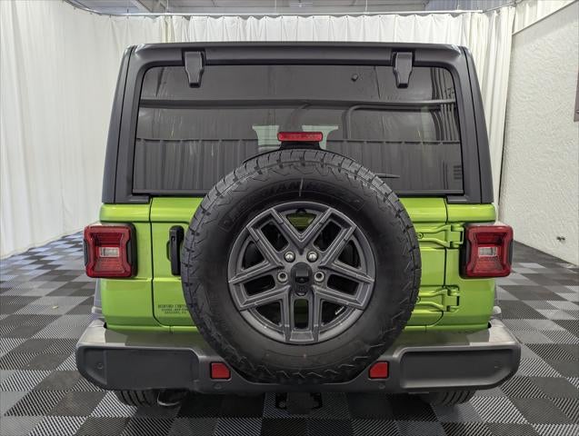 2025 Jeep Wrangler 4-Door Summit 4x4