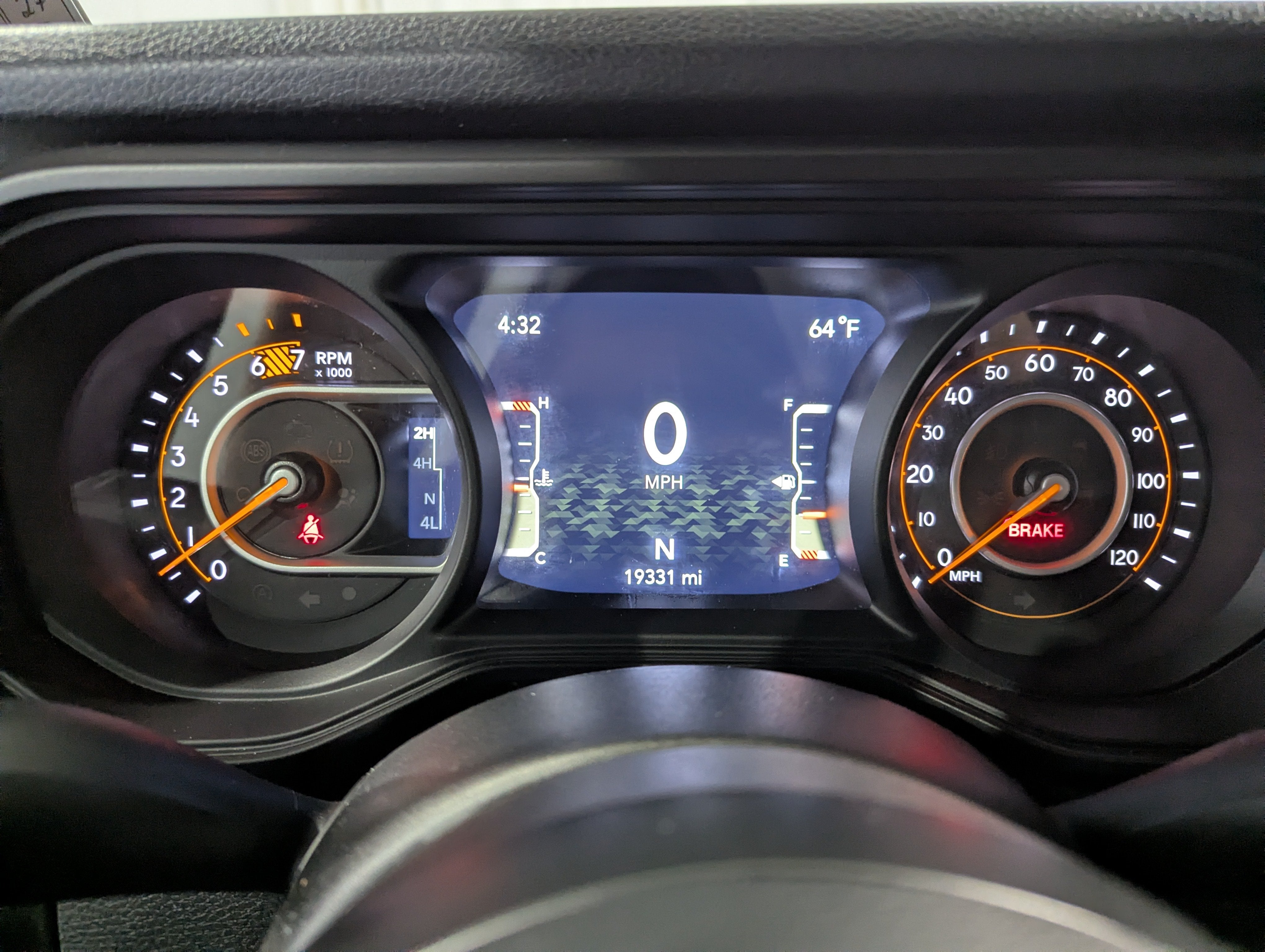 2025 Jeep Wrangler 4-Door Willys 4x4