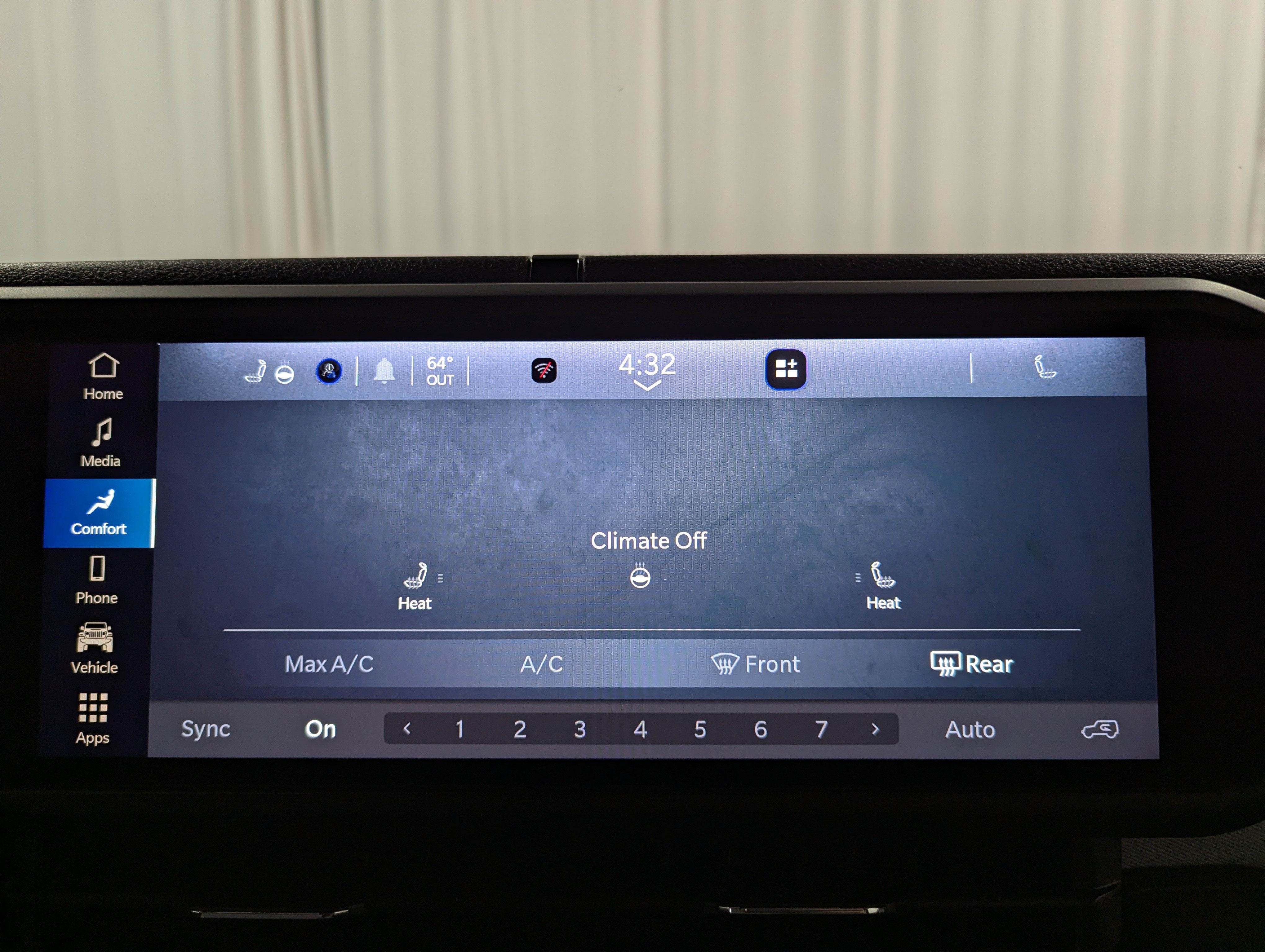 2025 Jeep Wrangler 4-Door Willys 4x4