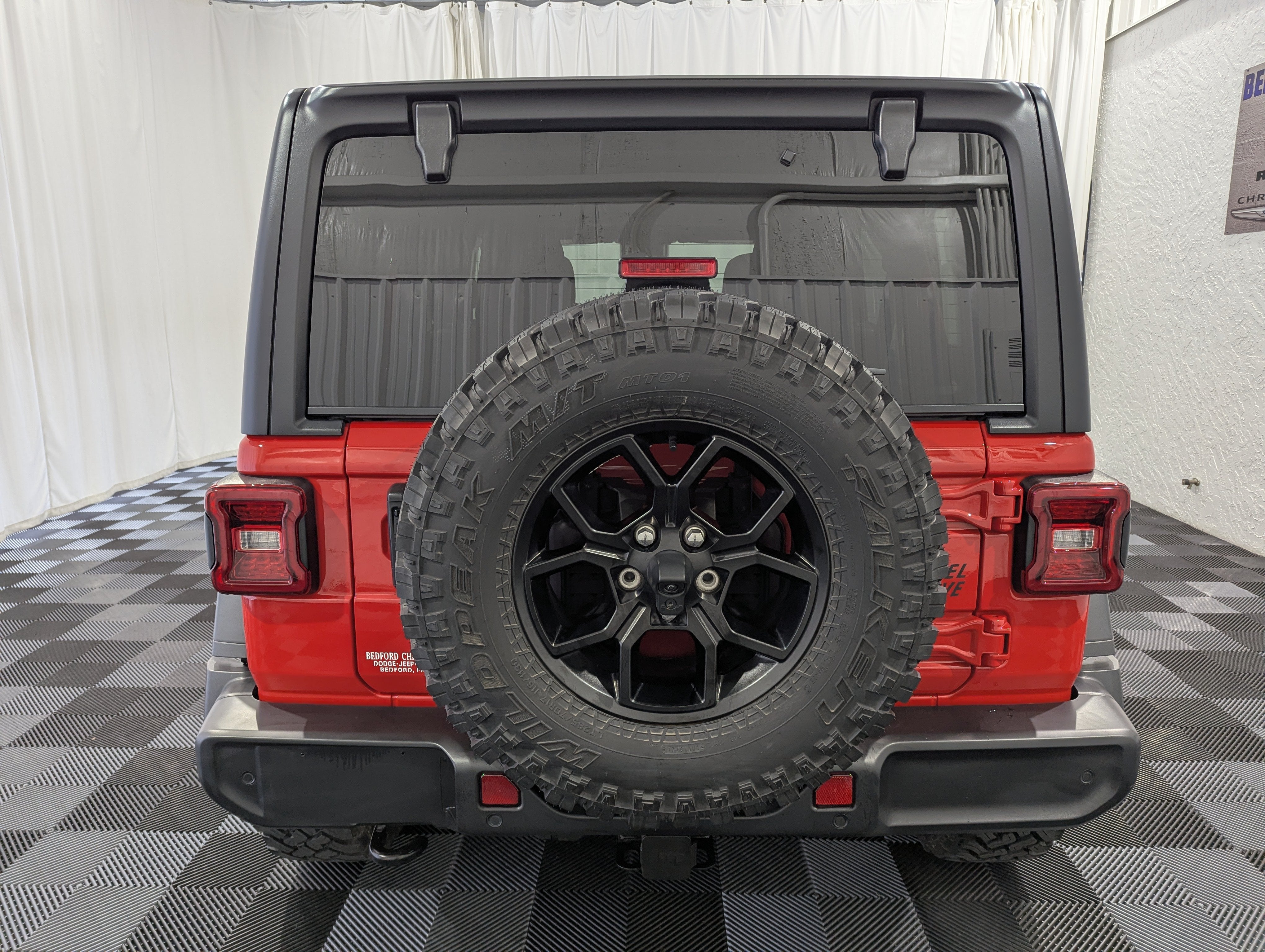 2025 Jeep Wrangler 4-Door Willys 4x4