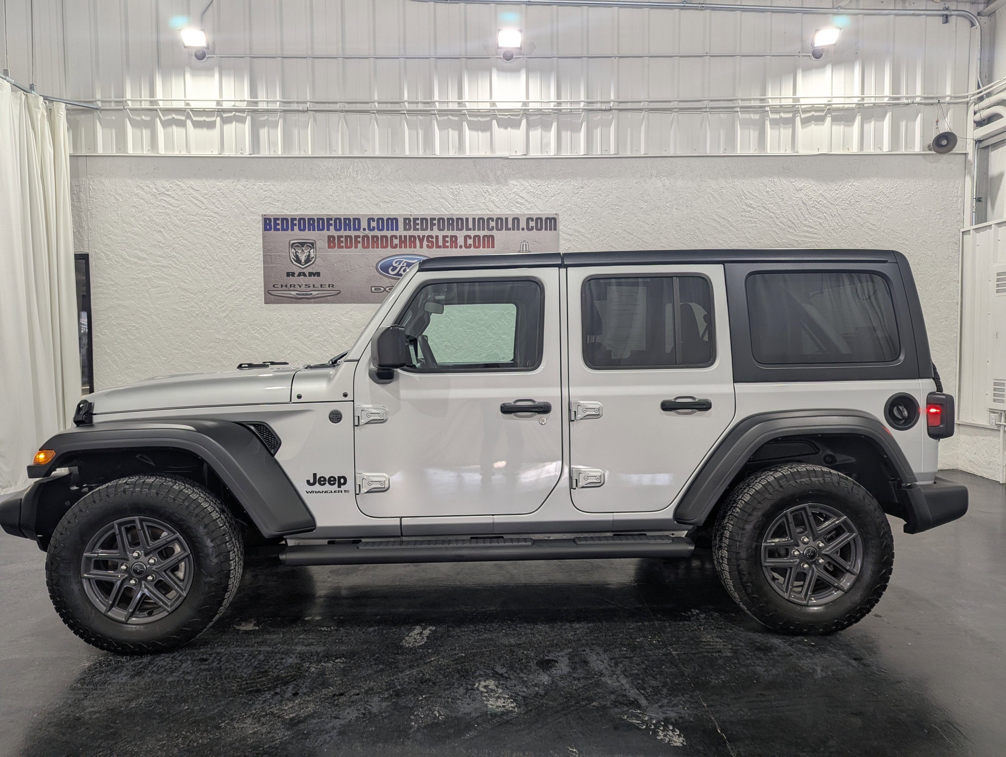 2024 Jeep Wrangler 4-Door Sport S 4x4