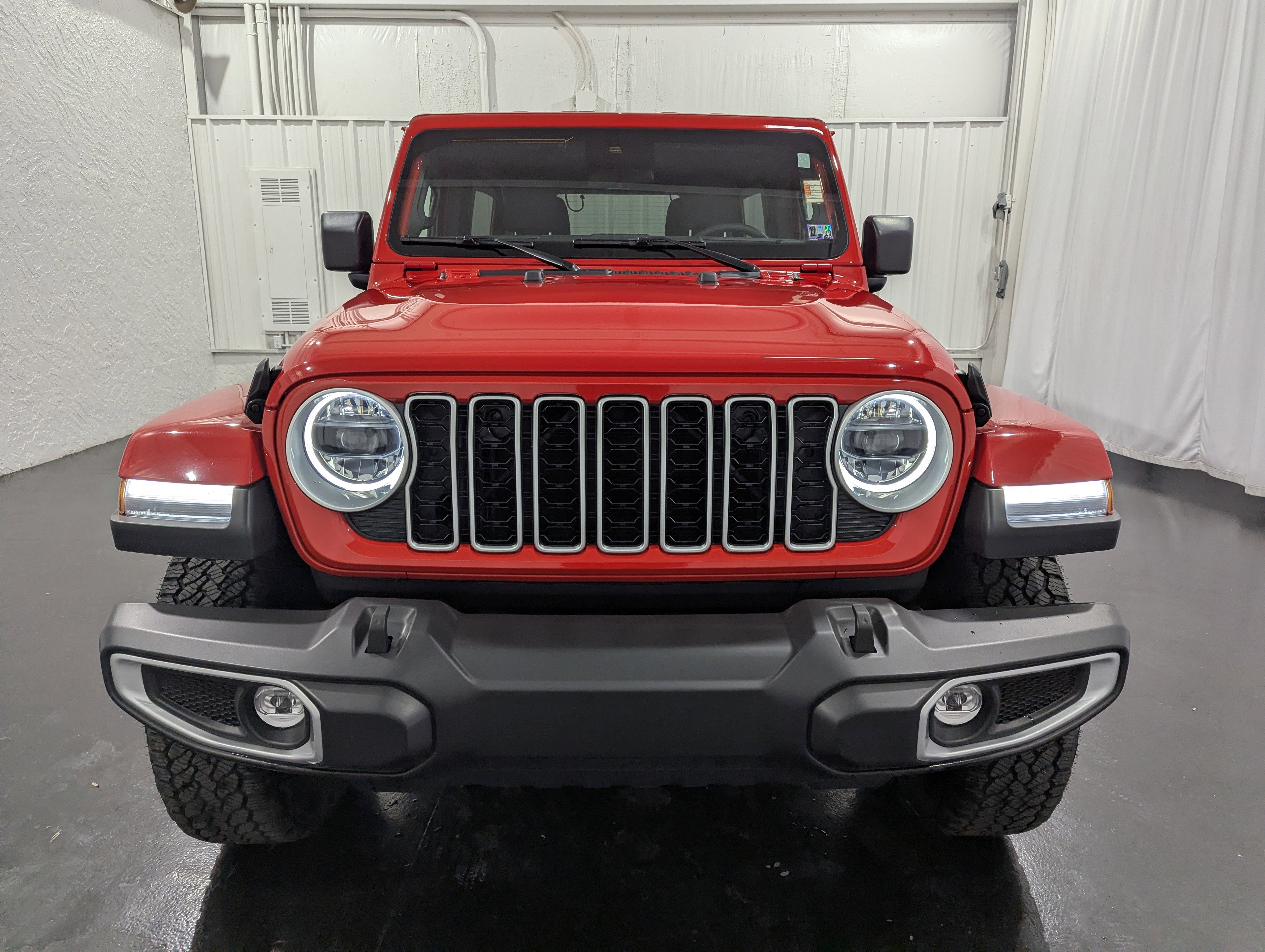 2024 Jeep Wrangler 4-Door Sahara 4x4