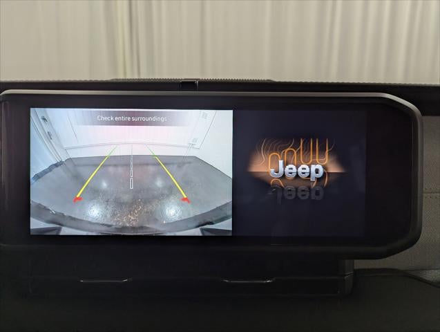 2024 Jeep Wrangler 4-Door Sahara 4x4