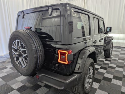 2026 Jeep Wrangler 4-Door Sahara 4x4