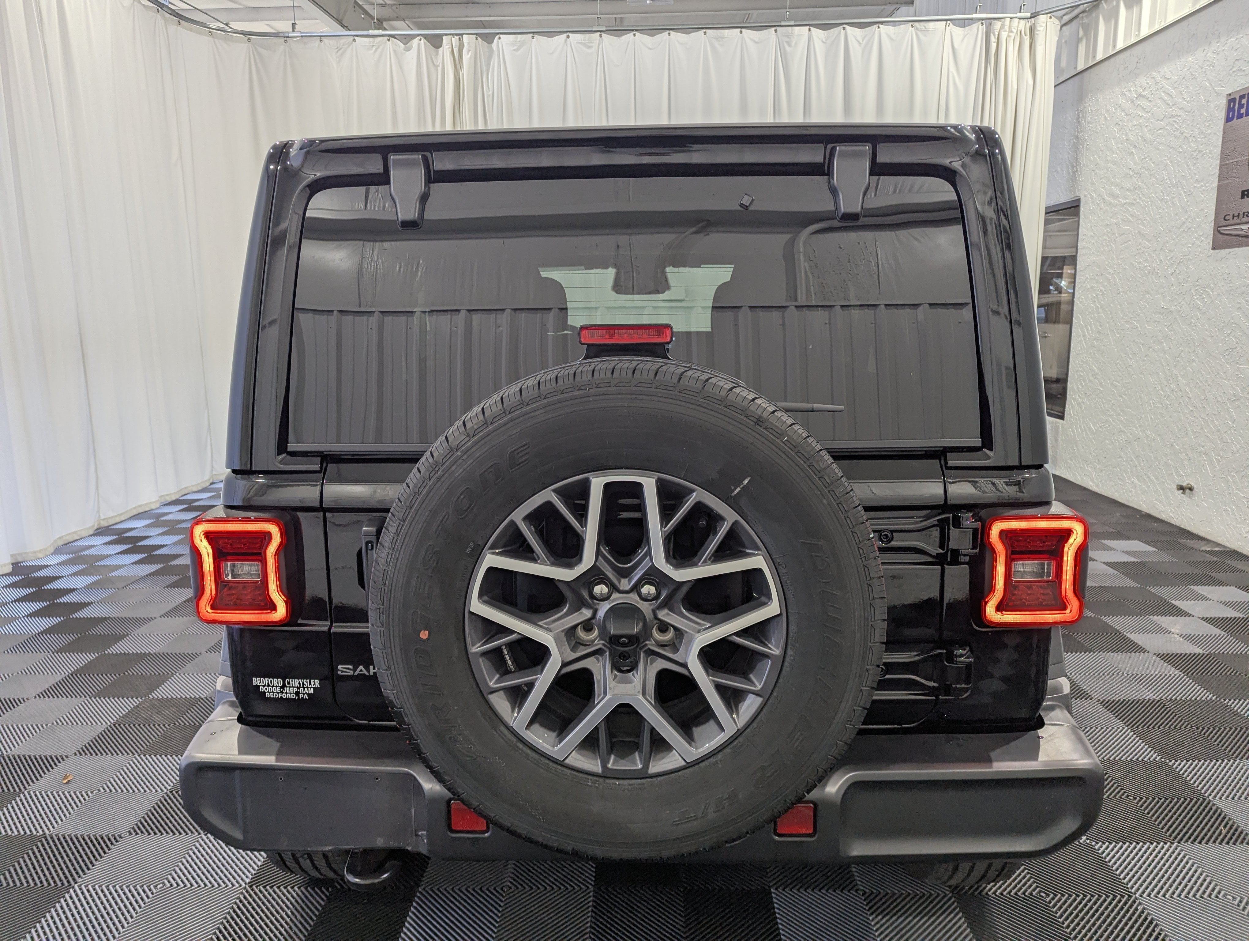 2026 Jeep Wrangler 4-Door Sahara 4x4