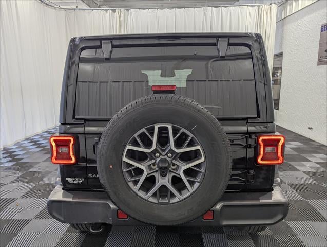 2026 Jeep Wrangler 4-Door Sahara 4x4