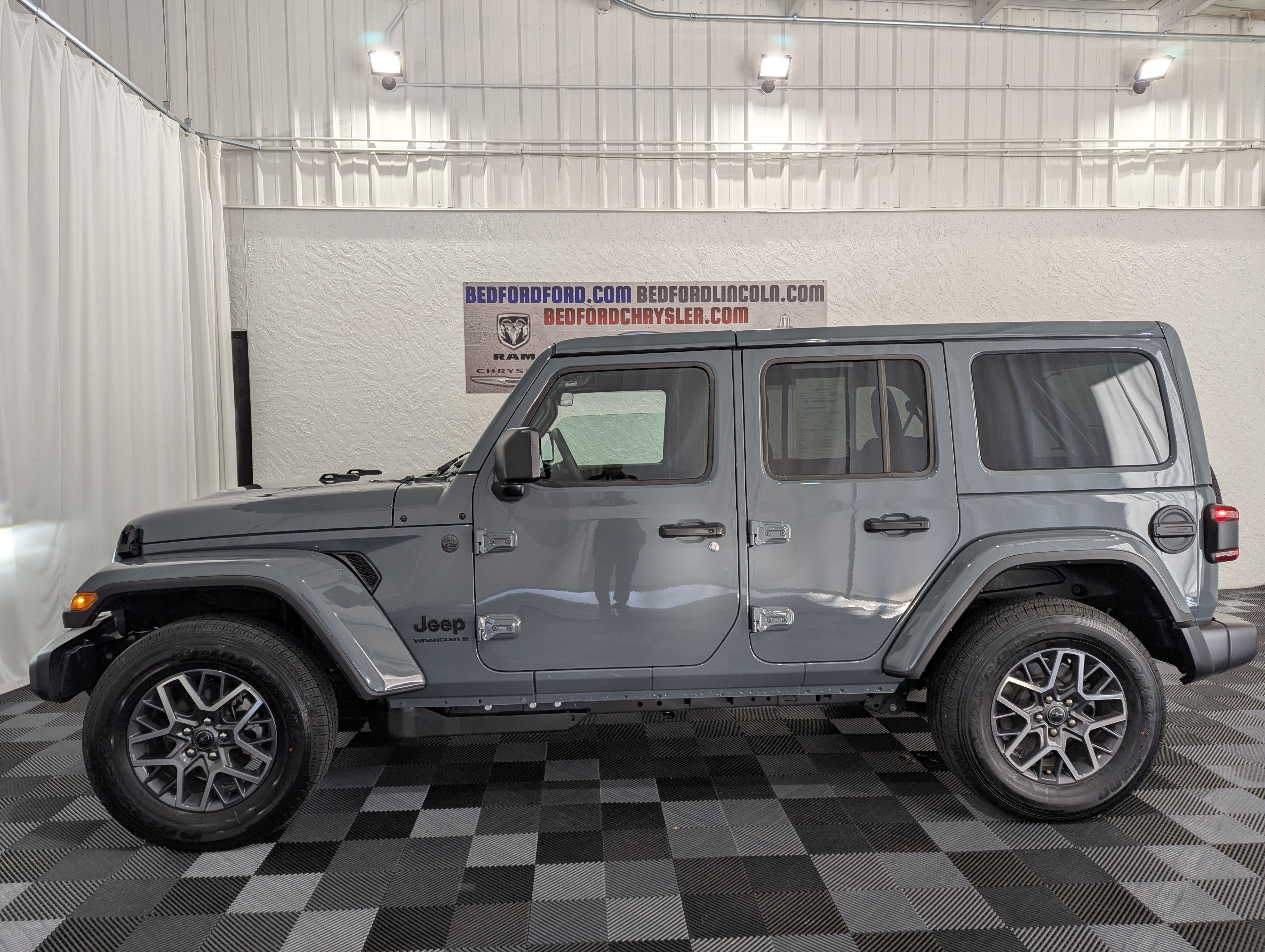 2026 Jeep Wrangler 4-Door Sahara 4x4