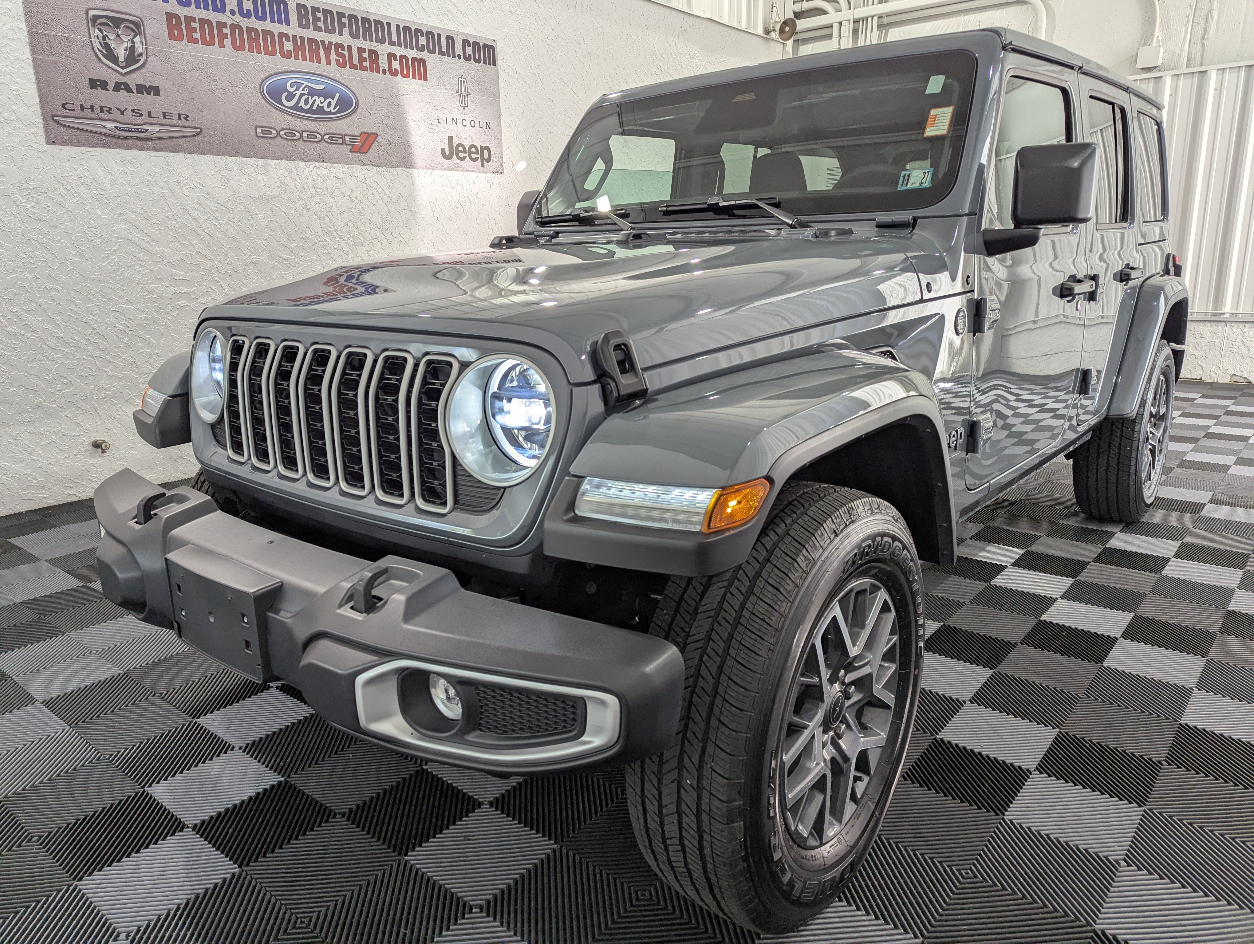 2026 Jeep Wrangler 4-Door Sahara 4x4