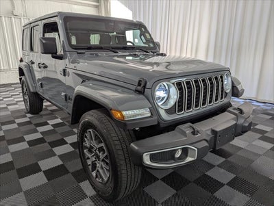 2026 Jeep Wrangler 4-Door Sahara 4x4