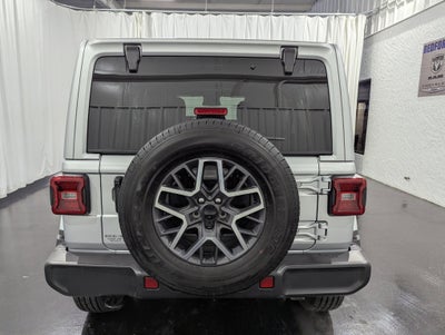 2024 Jeep Wrangler 4-Door Sahara 4x4