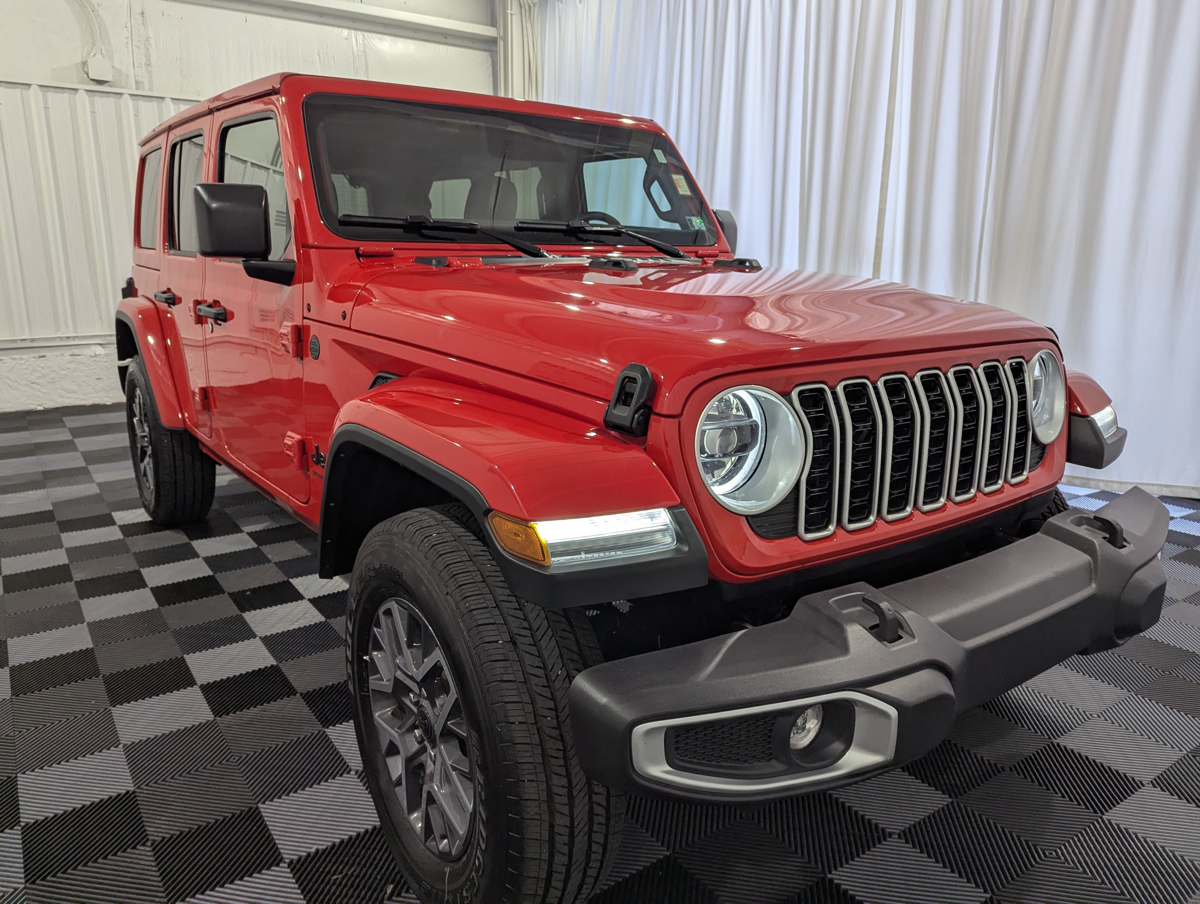 2026 Jeep Wrangler 4-Door Sahara 4x4