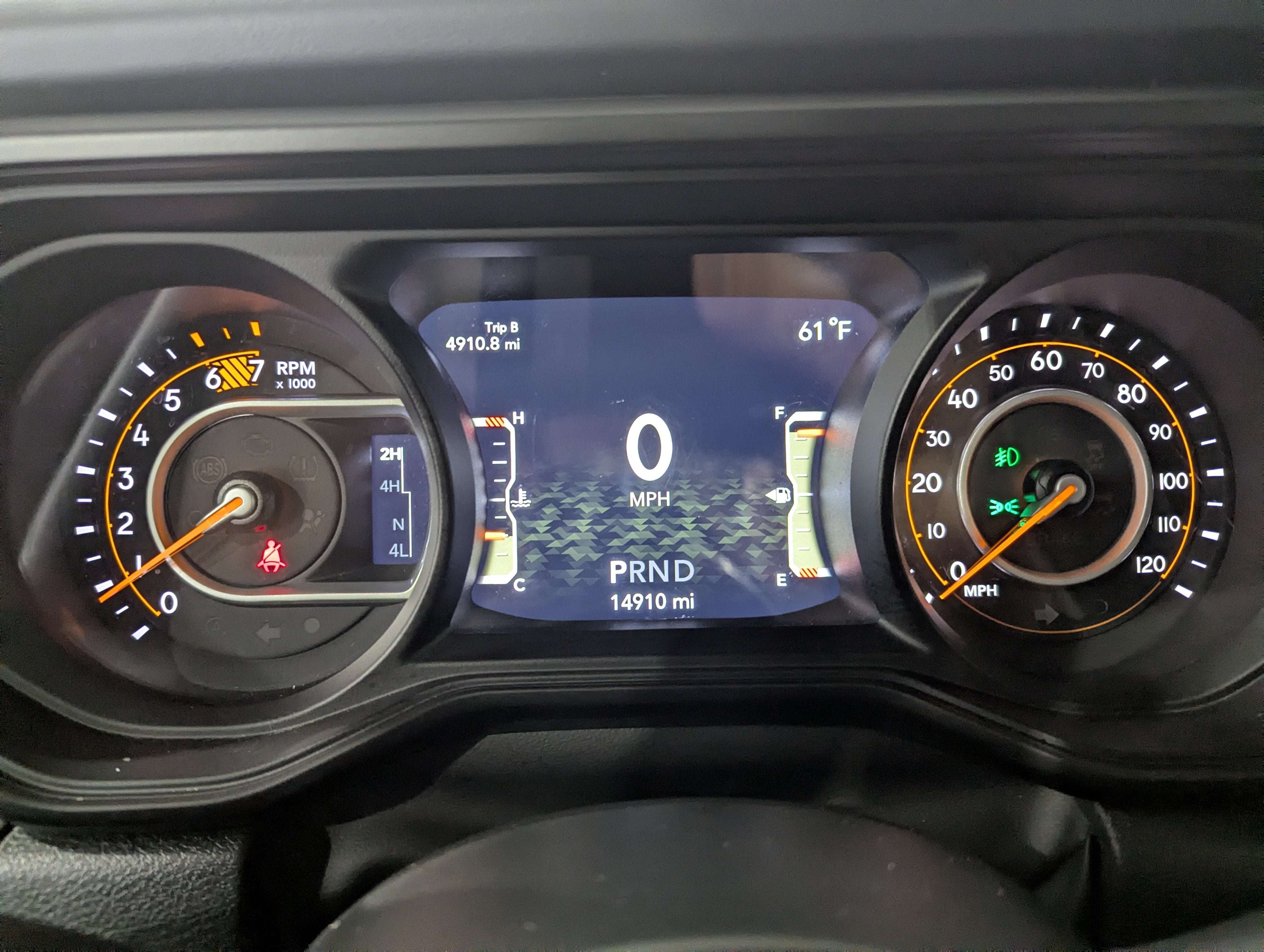 2026 Jeep Wrangler 4-Door Sahara 4x4