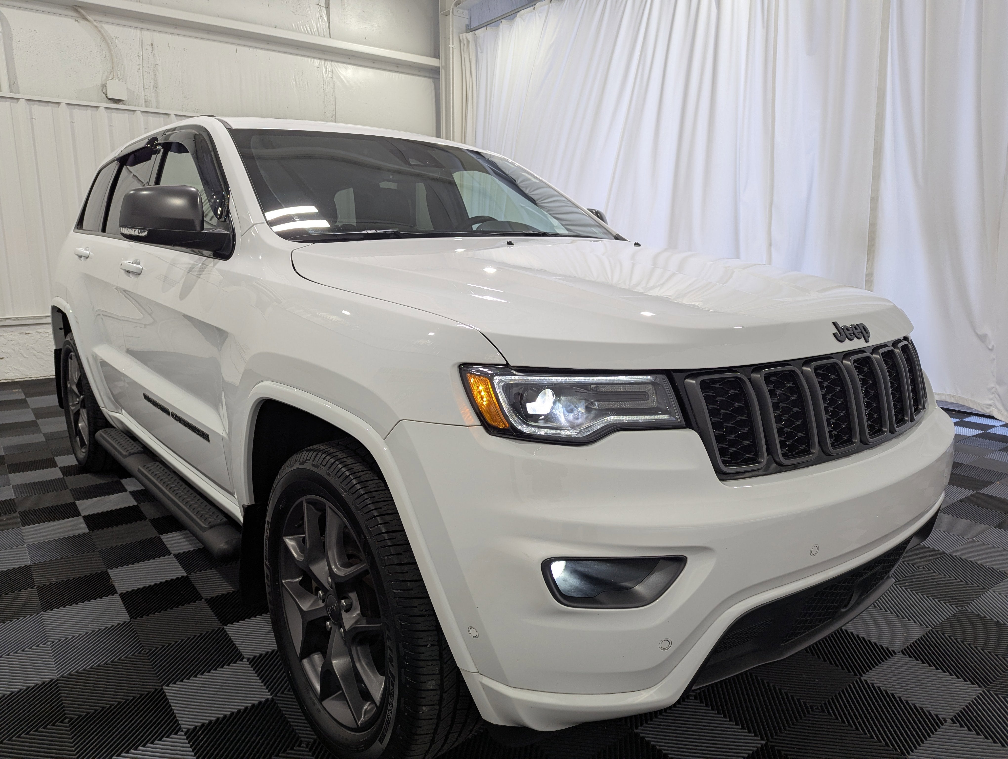2021 Jeep Grand Cherokee 80th Anniversary 4x4
