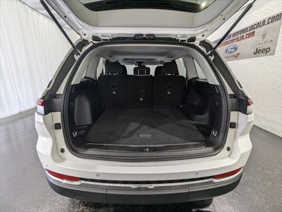 2023 Jeep Grand Cherokee Laredo 4x4