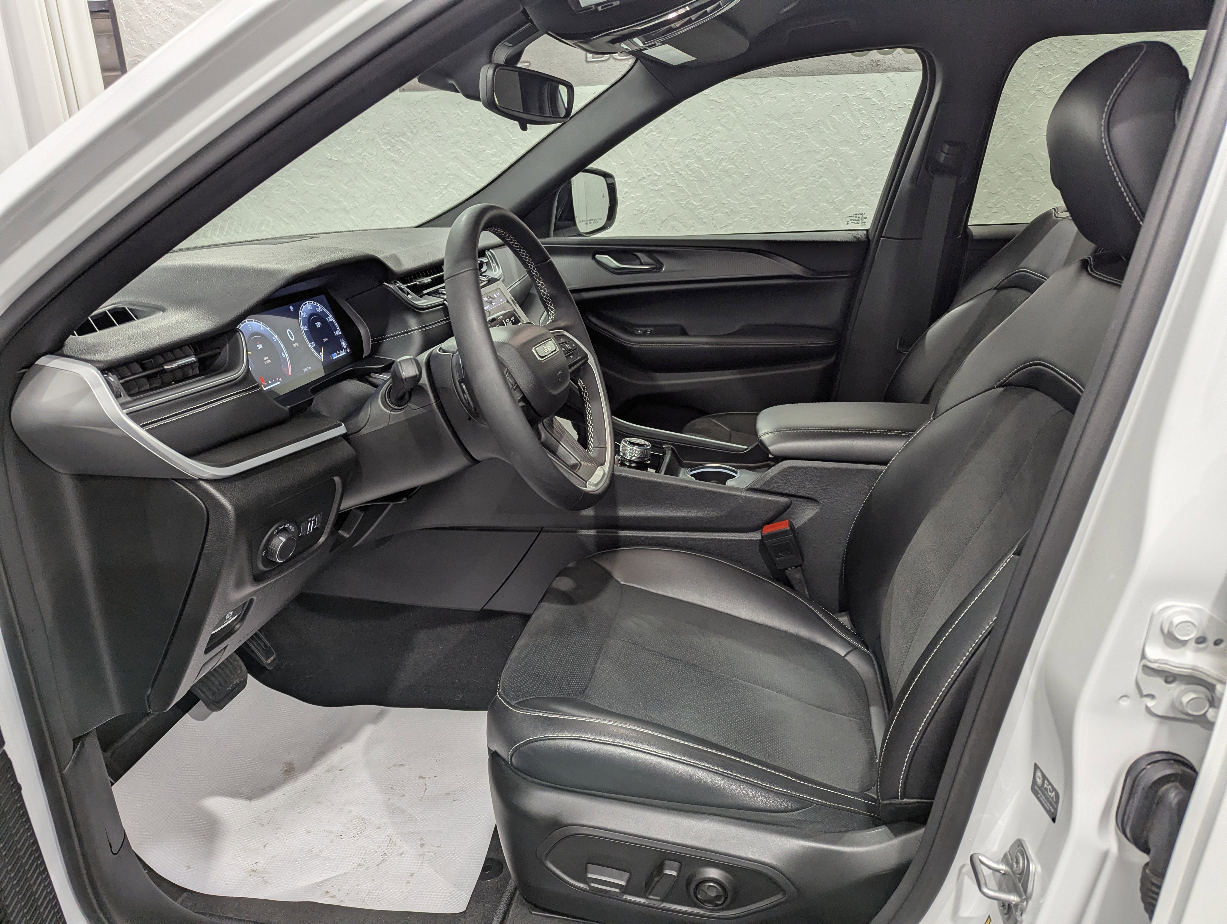 2024 Jeep Grand Cherokee Altitude 4x4