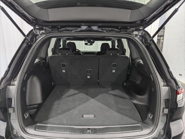 2024 Jeep Grand Cherokee Laredo X 4x4