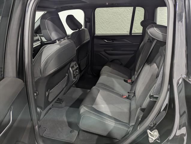 2024 Jeep Grand Cherokee Laredo X 4x4