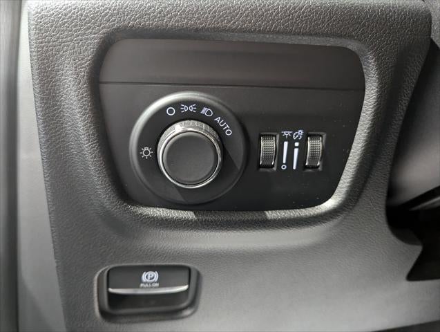 2024 Jeep Grand Cherokee Laredo X 4x4