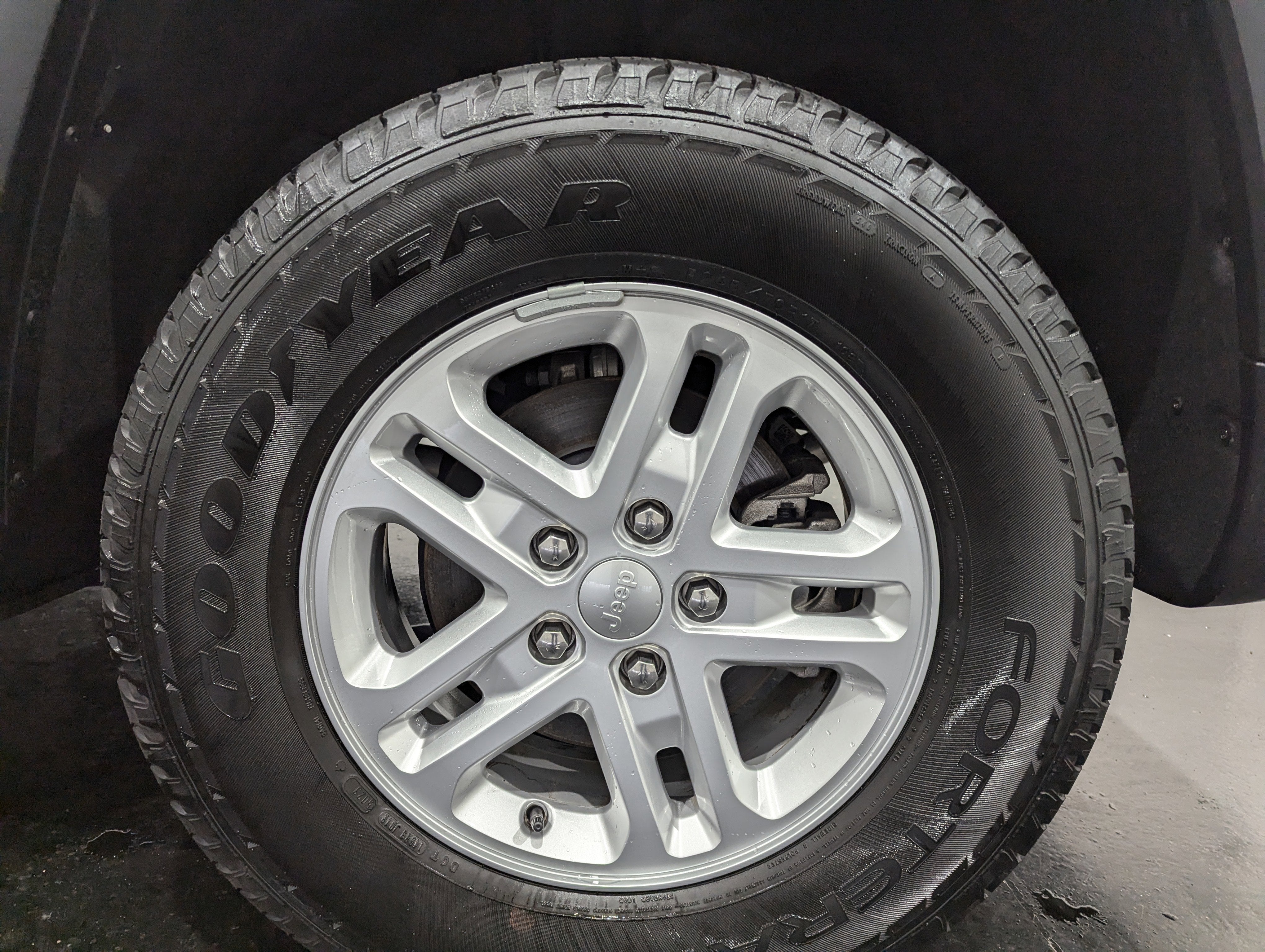 2024 Jeep Grand Cherokee Laredo 4x4