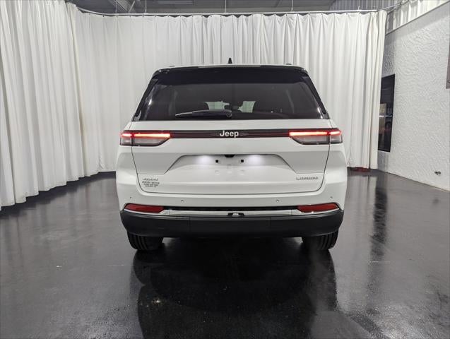 2024 Jeep Grand Cherokee Laredo 4x4