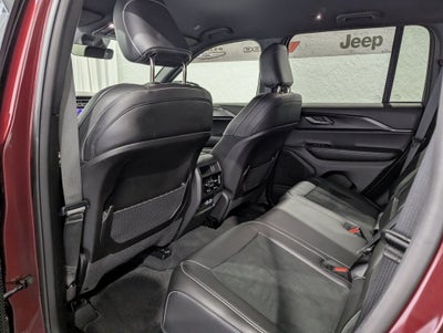 2025 Jeep Grand Cherokee Altitude 4x4
