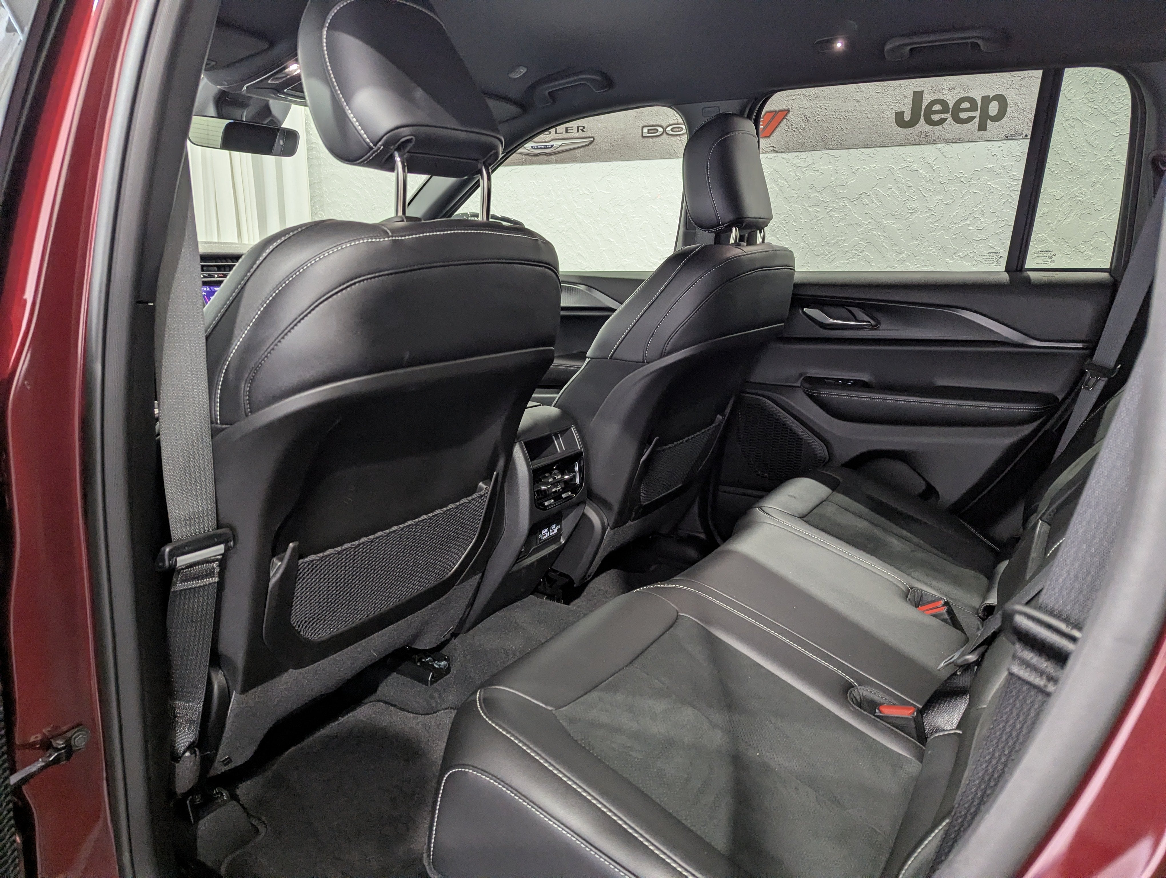 2025 Jeep Grand Cherokee Altitude 4x4