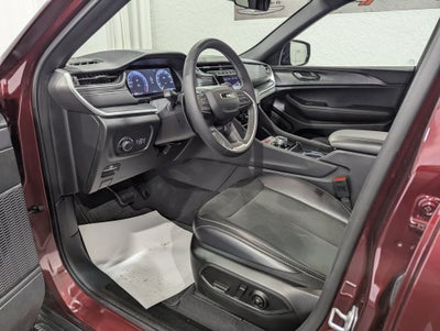 2025 Jeep Grand Cherokee Altitude 4x4