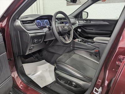 2025 Jeep Grand Cherokee Altitude 4x4