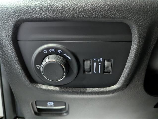 2022 Jeep Grand Cherokee L Laredo 4x4