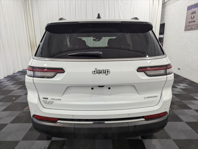 2022 Jeep Grand Cherokee L Laredo 4x4
