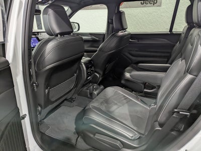 2024 Jeep Grand Cherokee L Altitude 4x4