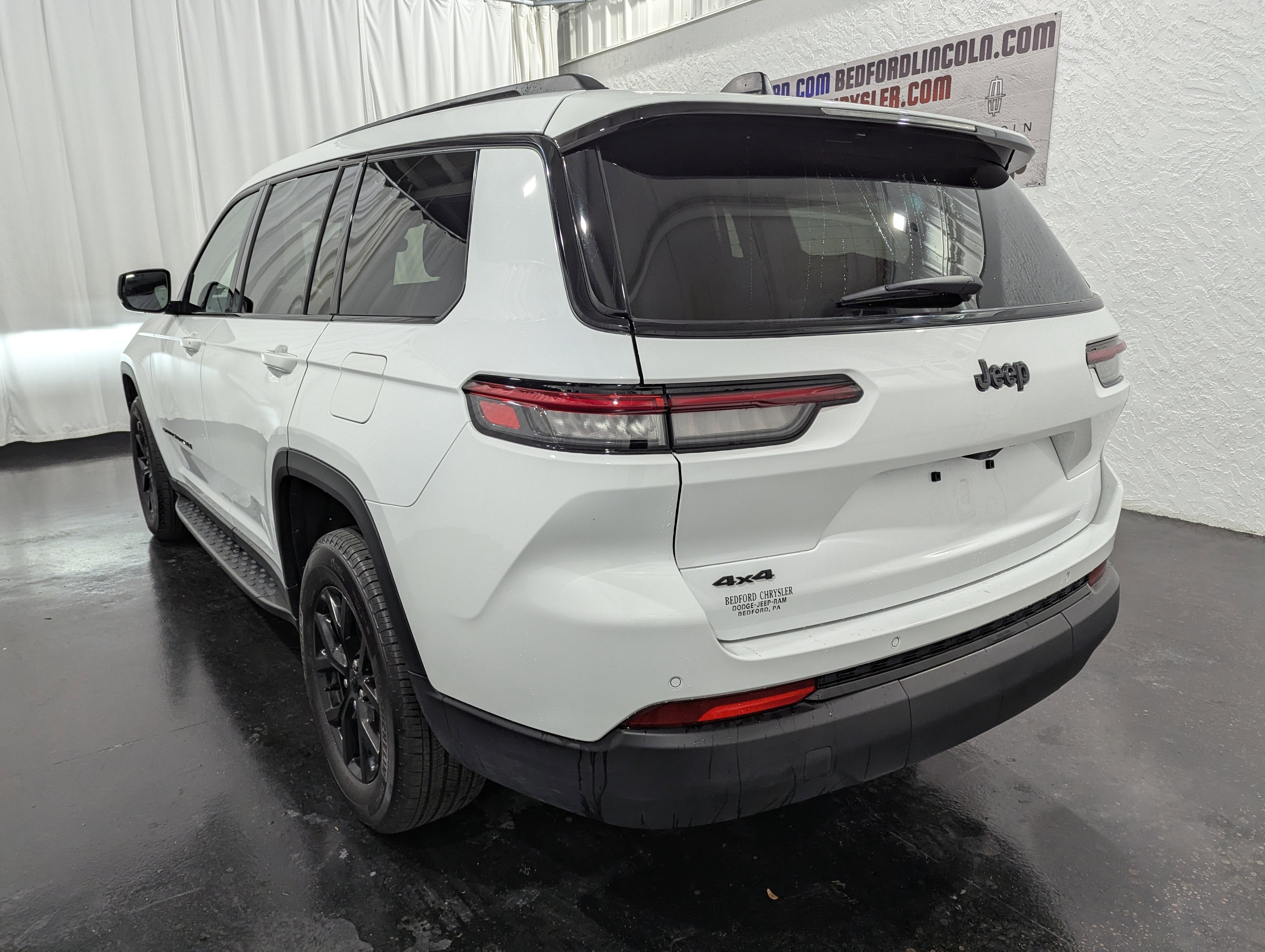 2024 Jeep Grand Cherokee L Altitude 4x4