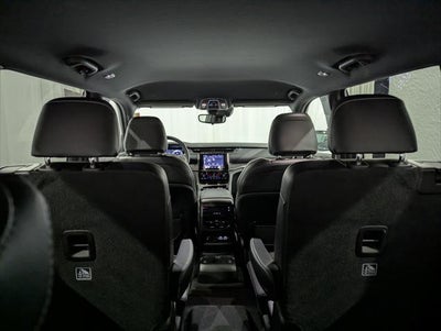 2024 Jeep Grand Cherokee L Altitude 4x4