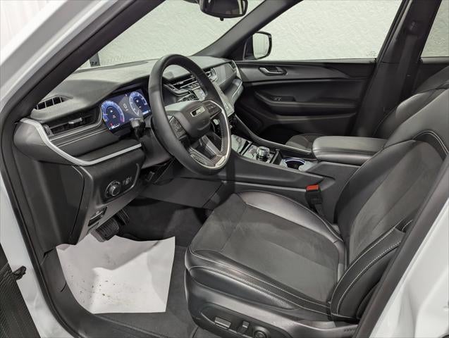 2024 Jeep Grand Cherokee L Altitude 4x4