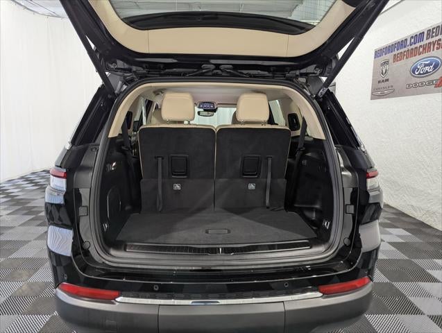 2022 Jeep Grand Cherokee L Limited 4x4