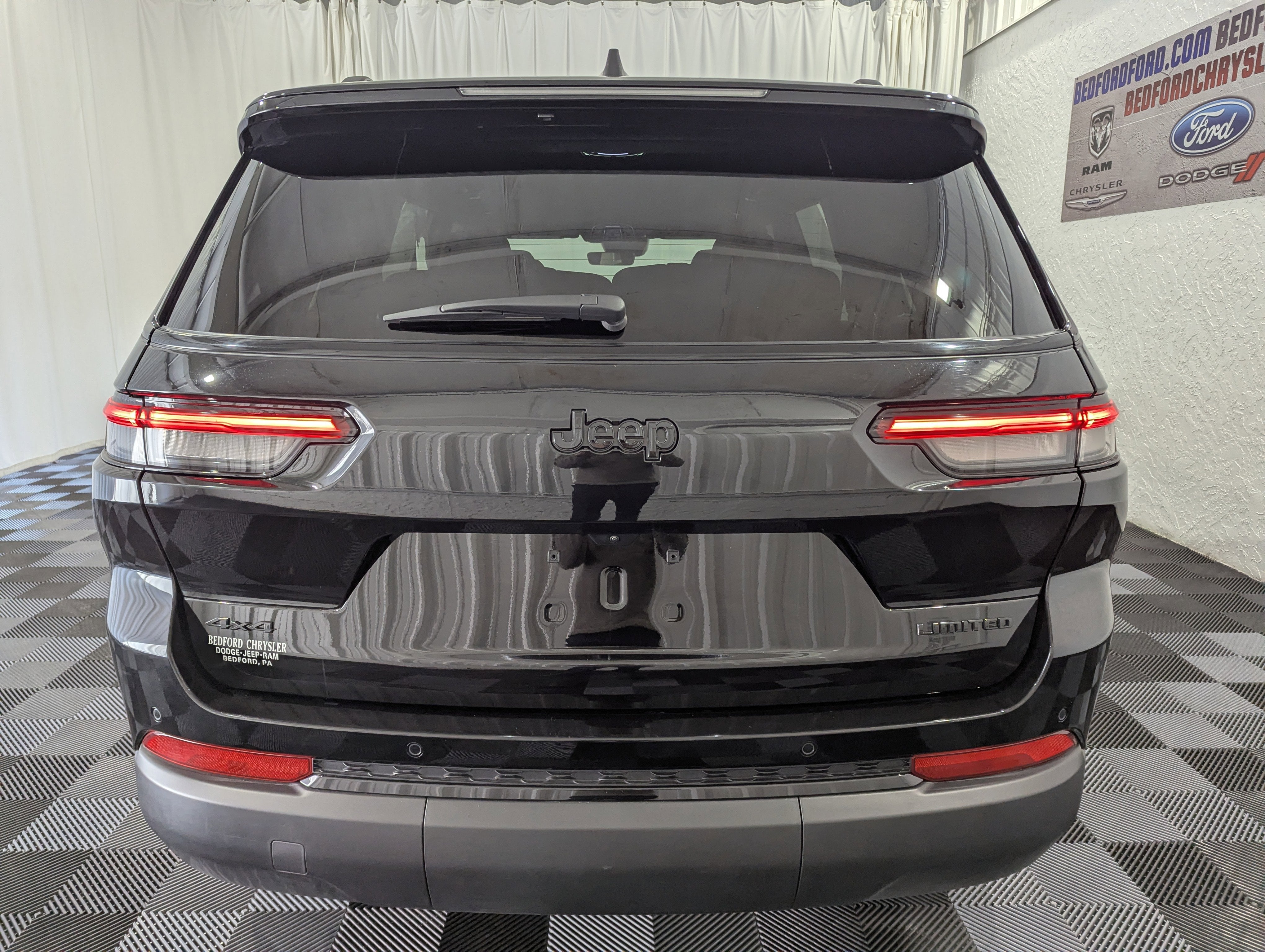 2025 Jeep Grand Cherokee L Limited 4x4
