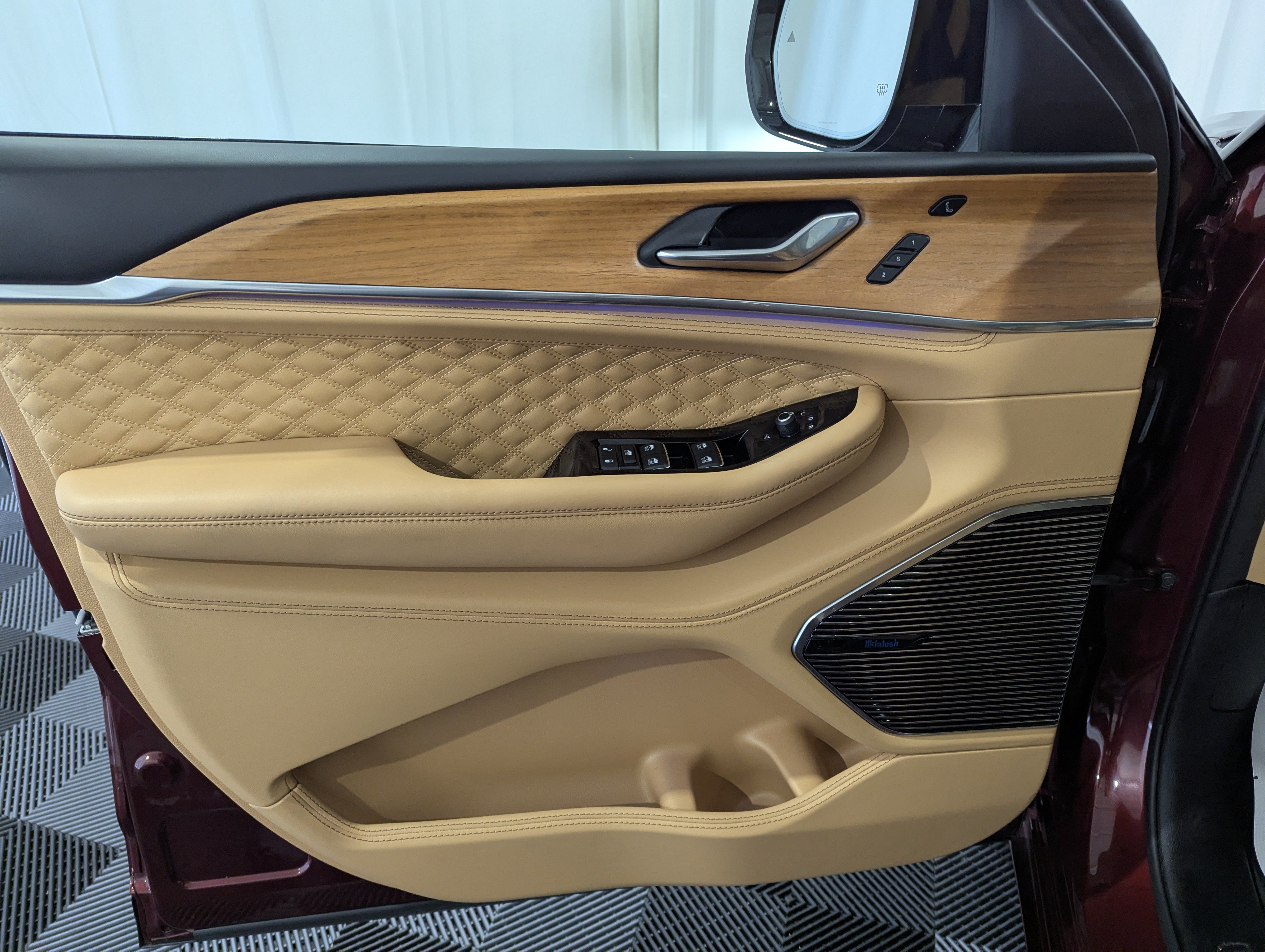 2025 Jeep Grand Cherokee L Summit Reserve 4x4
