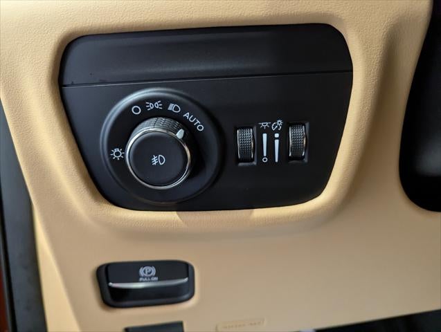 2025 Jeep Grand Cherokee L Summit Reserve 4x4