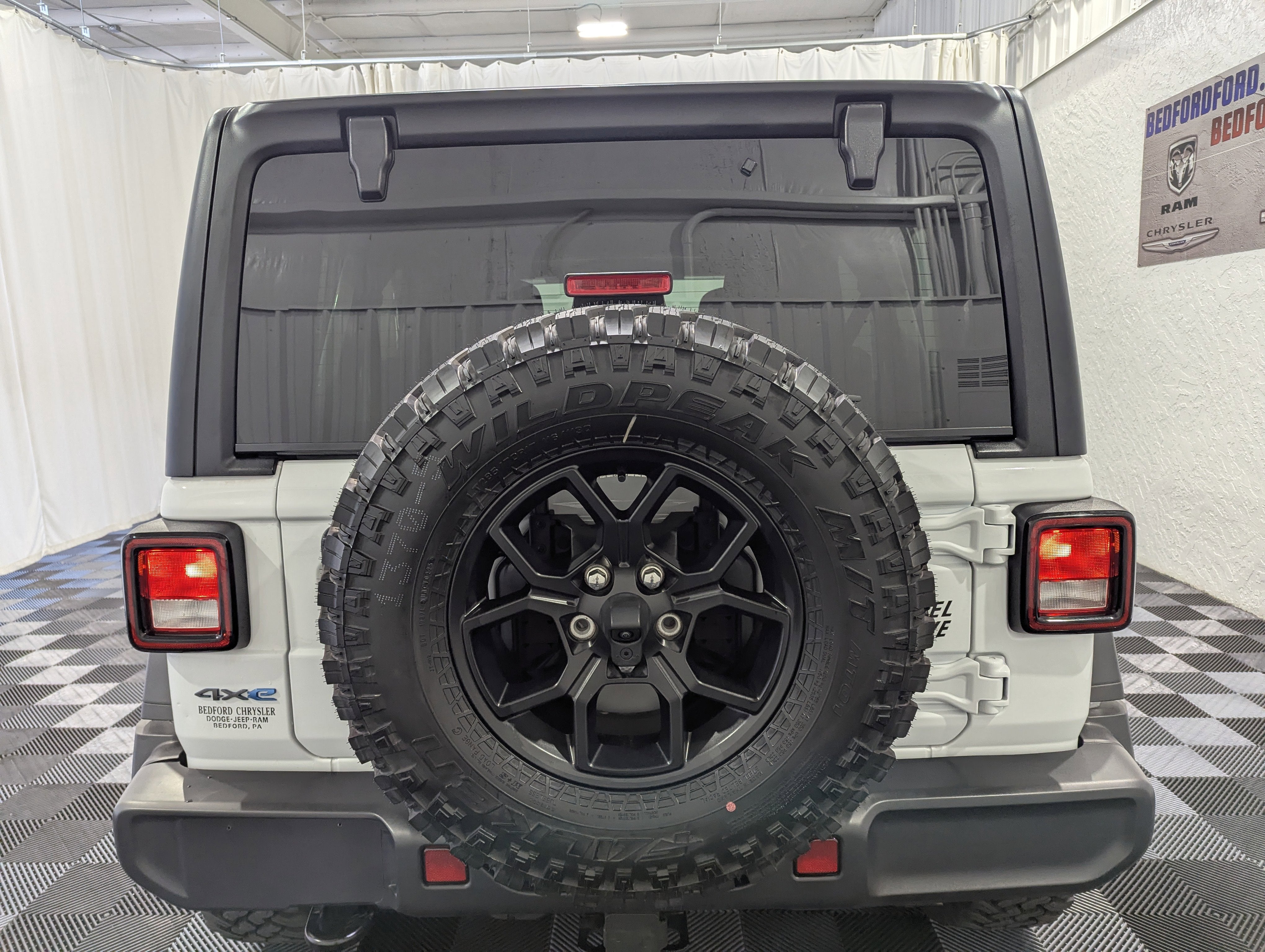 2025 Jeep Wrangler 4xe Willys 4xe