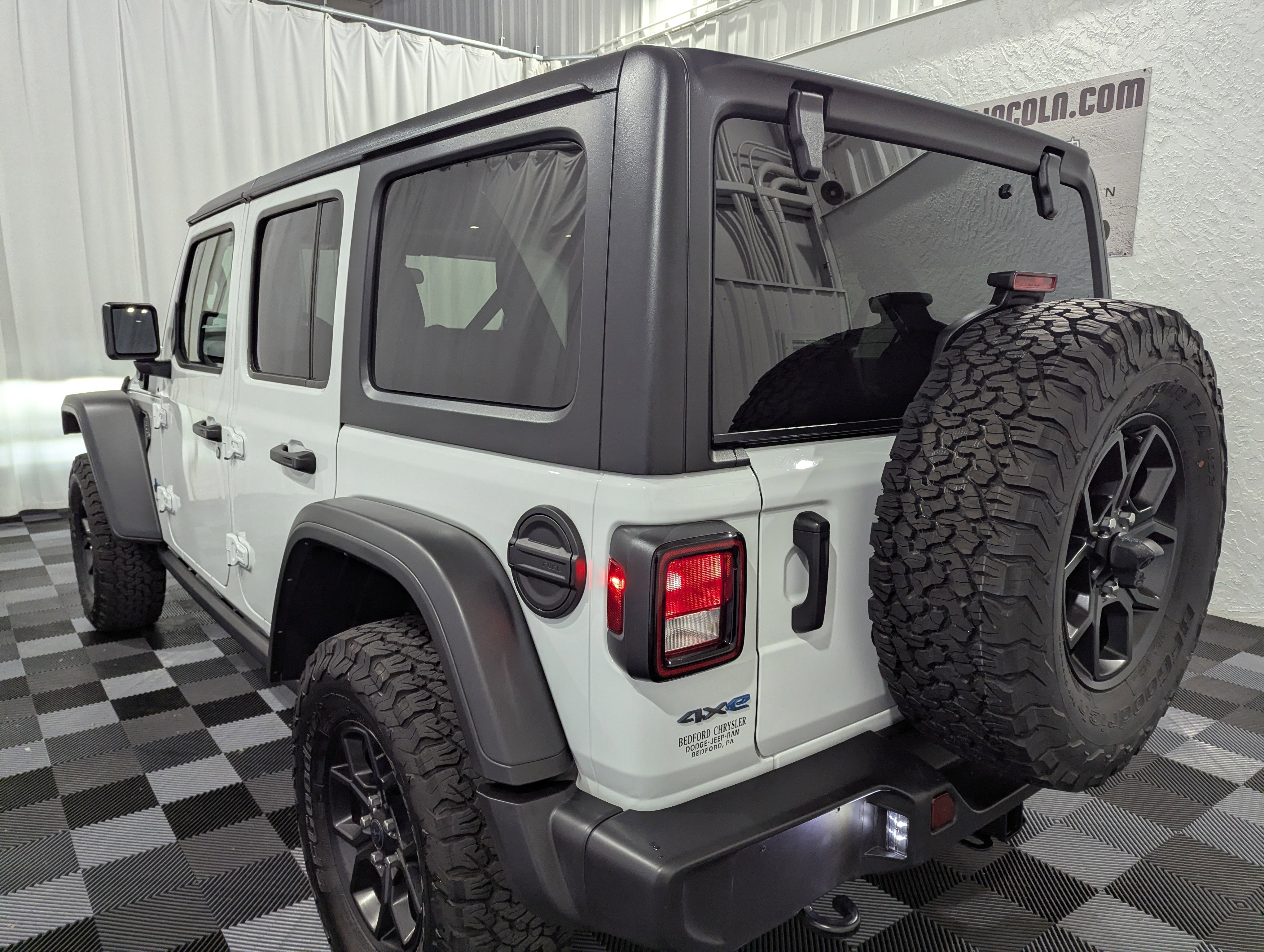 2025 Jeep Wrangler 4xe Willys 4xe