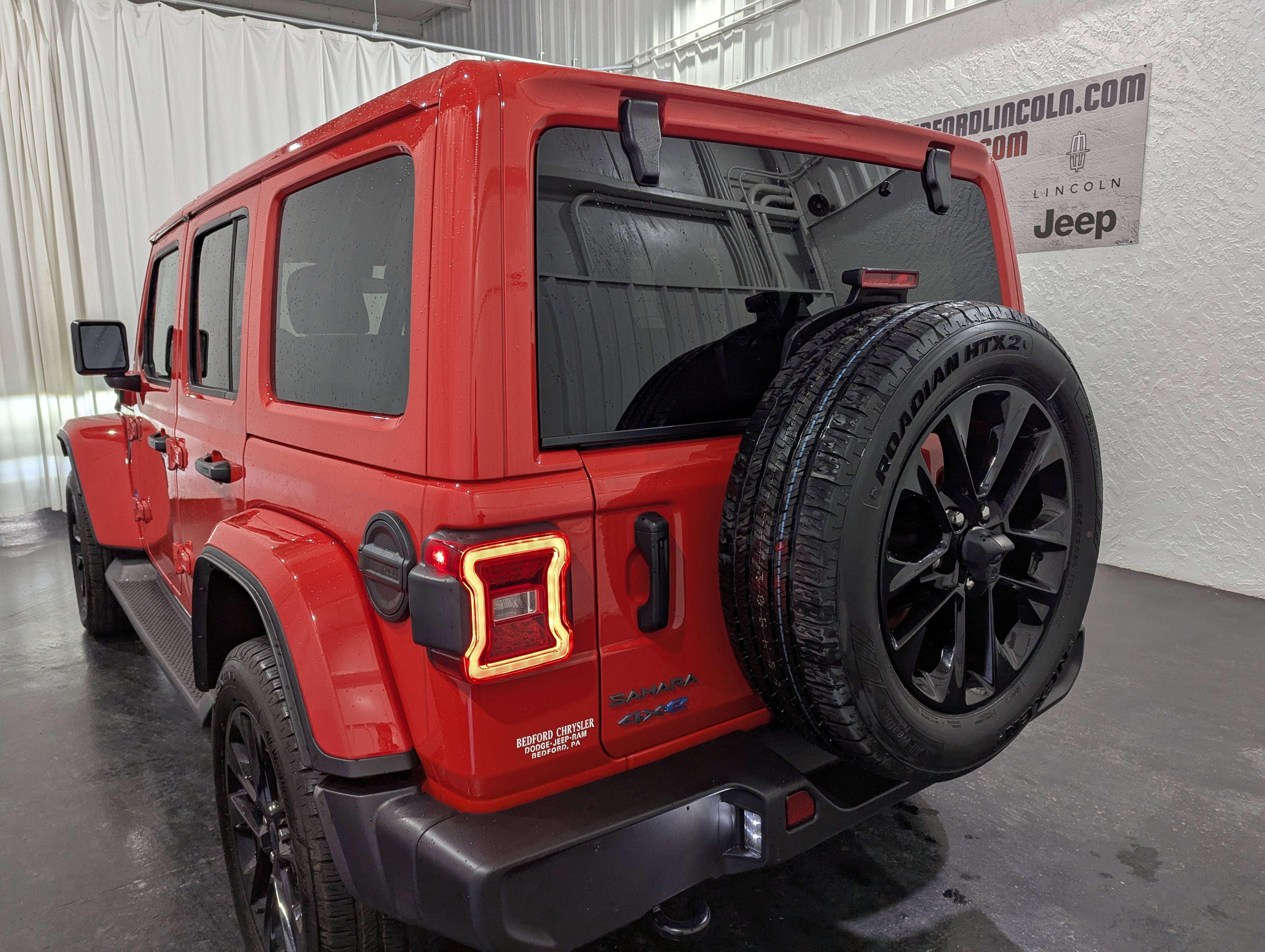 2025 Jeep Wrangler 4xe Sahara 4xe